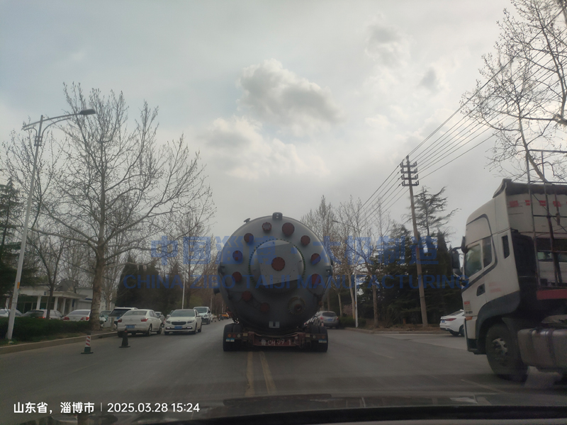 創(chuàng)新領(lǐng)航！高品質(zhì)9萬升大型搪玻璃反應(yīng)釜，太極制造